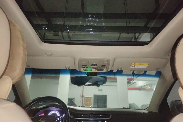 Used Cadillac XTS 2015 28T Comfort Model