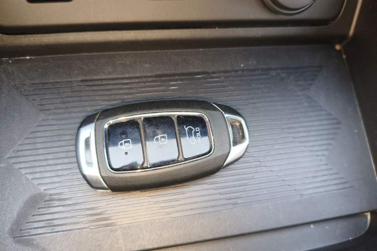 Used Hyundai ix35 2023 Musso 2.0L Prestige LUX Edition