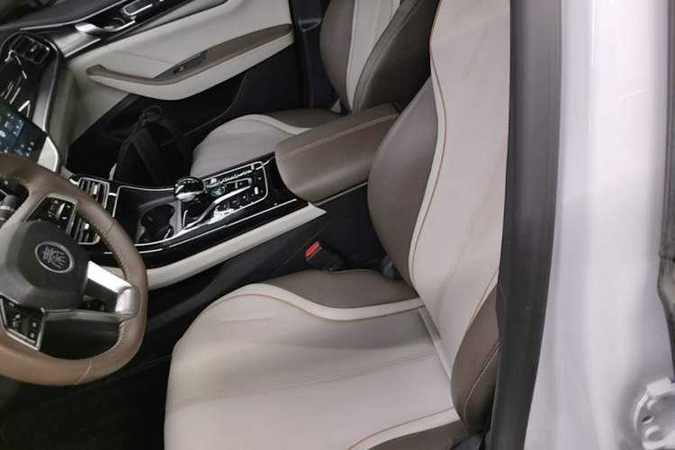 Used BYD Qin PLUS 2023 Champion Edition DM-i 120KM Leading Model
