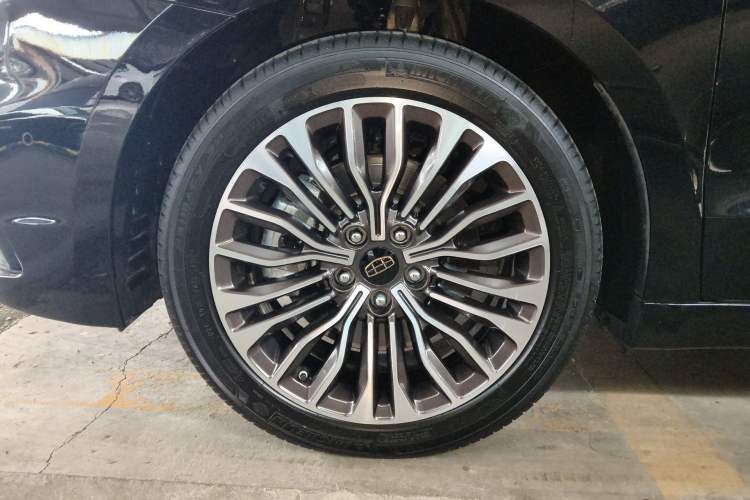 Used Geely Auto Emgrand GT 2017 1.8T Flagship Model
