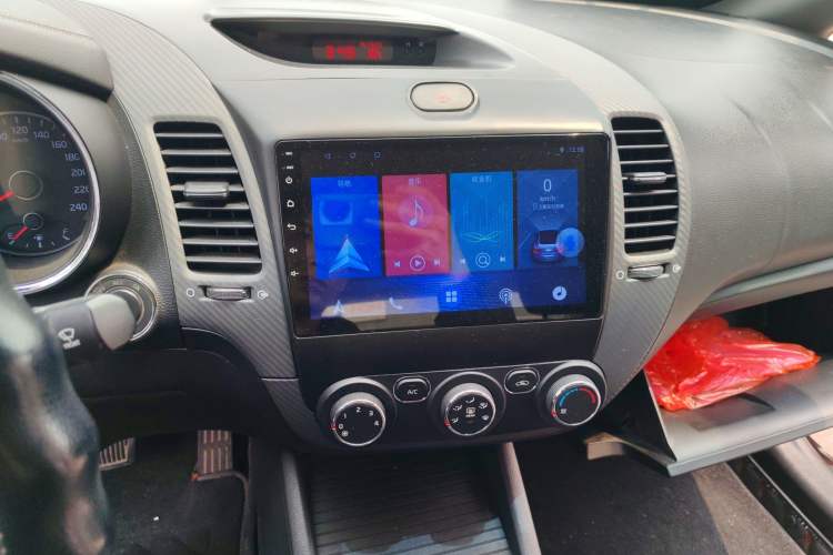 Used Kia K3 2013 1.6L Automatic GLS Audio And AC Panel