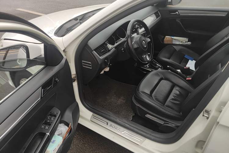 Used Volkswagen Bora 2013 1.4T Automatic Comfort Model