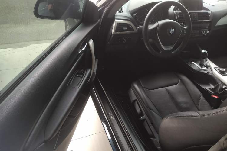 Used BMW 2 Series 2015 218i
