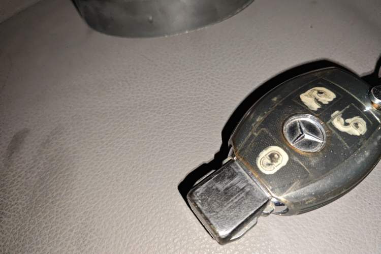 Used Mercedes-Benz E-Class 2013 E 260 L CGI Elegant Model
