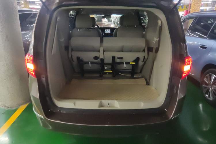 Used Buick GL8 2018 28T Comfort Model China VI Standard