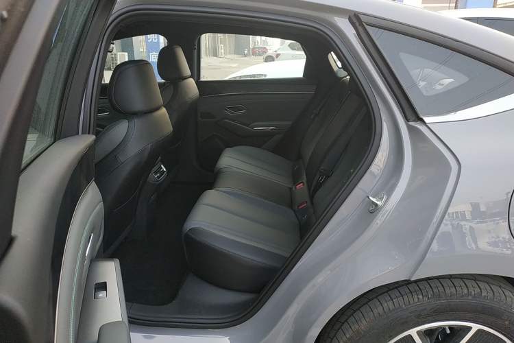 Used BYD Qin L 2026 DM-i 128KM Leading Edition
