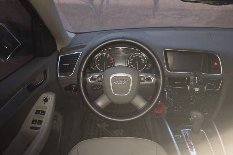 Used Audi Q5 2011 2.0TFSI Comfort Version