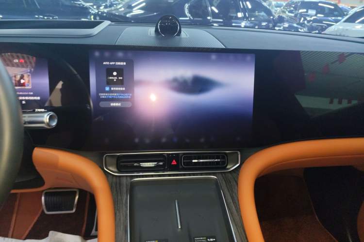 Used Hima AITO M9 2024 Range-Extended Ultra Version 42 kWh 6-Seater Model Audio And AC Panel