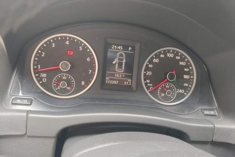 Used Volkswagen Tiguan 2015 1.8TSI Automatic All-Wheel Drive Comfort Edition Instrument Cluster