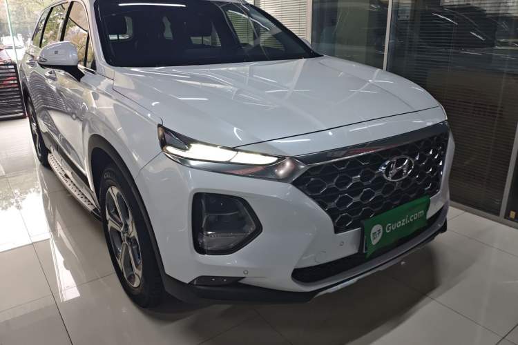 Used Hyundai Santa Fe 2020 380 TGDi Automatic Two-Wheel Drive DLX Prestige Edition
