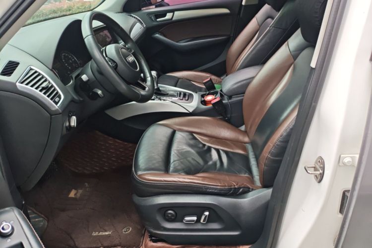 Used Audi Q5 2017 Plus 40 TFSI Technology Model Left Front Seat