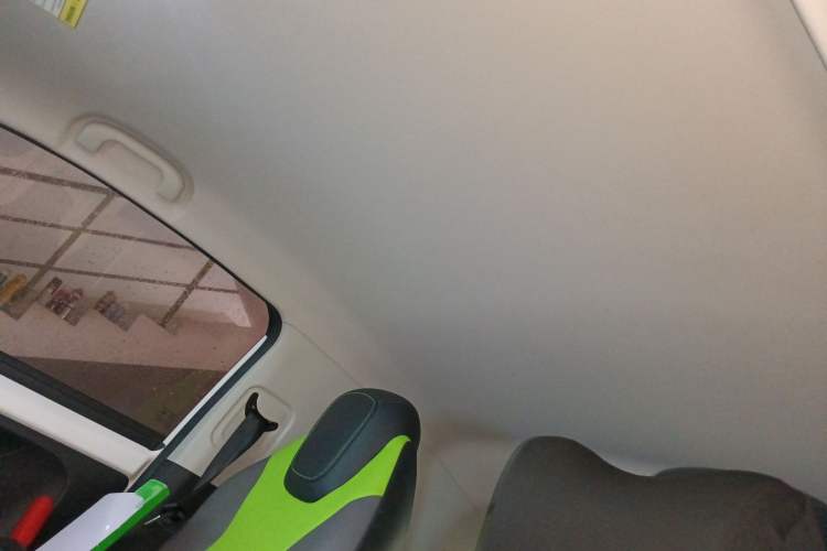 Used Roewe Clever 2021 302km All-Round Version
