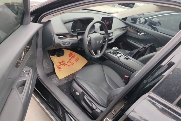 Used Hongqi E-QM5 2021 Charging Version Flagship Edition