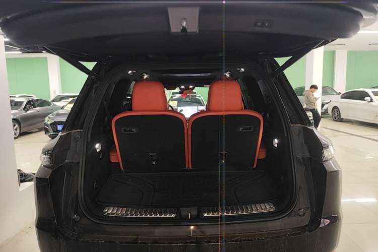 Used Li Auto L9 2022 Max model
