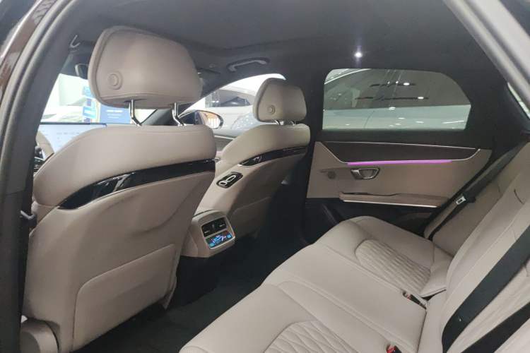 Used BYD Han 2025 DM-i Intelligent Driving Edition 125KM LiDAR Flagship Model Headliner