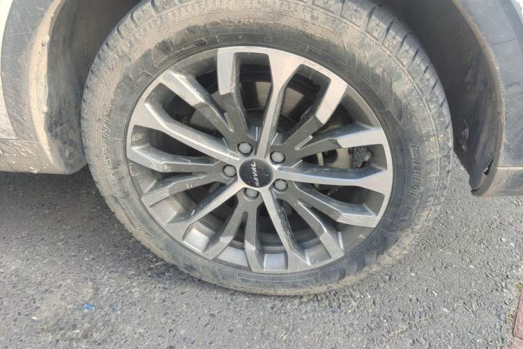 Used Haval H6 2020 1.5 GDIT Automatic Platinum Champion Edition Right Front Wheel Hub