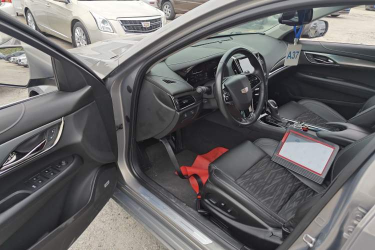 Used Cadillac ATS-L 2017 28T Tech Edition Driver Seat