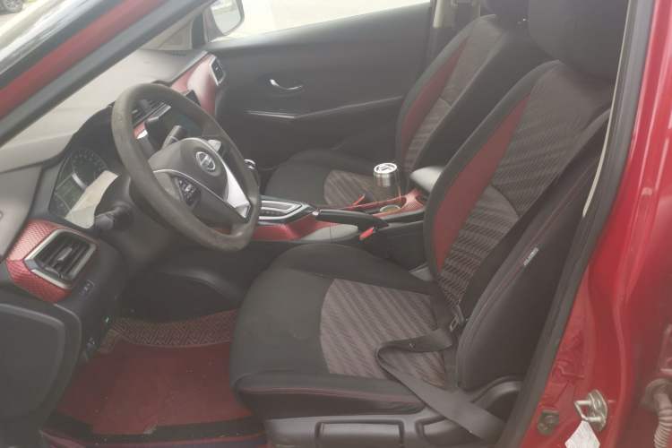 Used Nissan Lannia 2016 1.6L CVT Cool Edition Left Front Seat