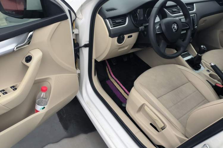 Used Skoda Octavia 2016 1.6L Manual Trend Edition