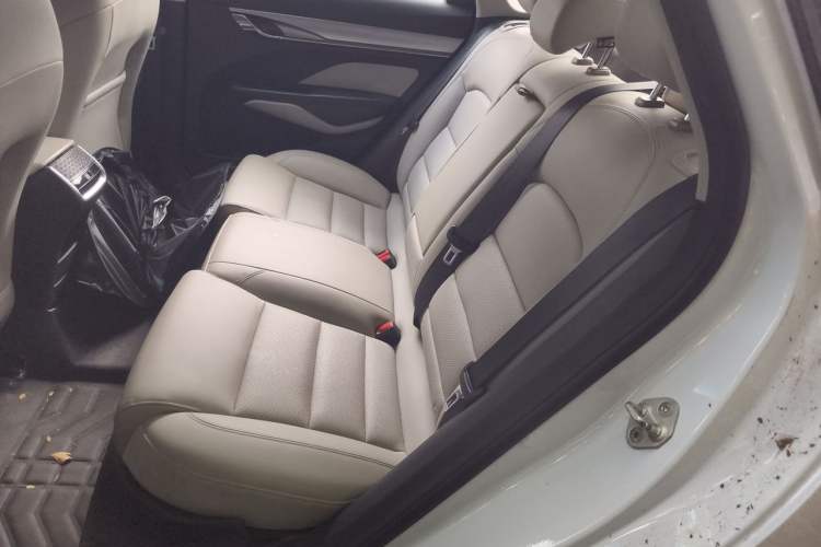 Used Geely Auto Binray 2018 14T Manual Colorful Edition
