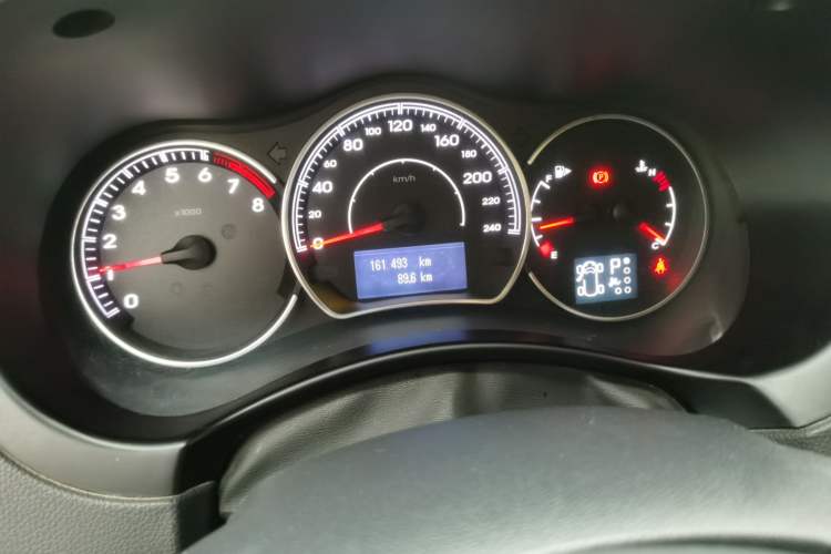 Used Renault Koleos 2012 2.5L Two-Wheel Drive Luxury Navigation Edition
