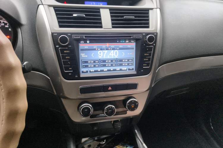 Used Geely Auto GX7 2014 1.8L Manual Value-Added Sunroof Edition