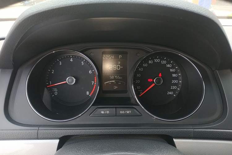 Used Volkswagen Gran Lavida 2017 180TSI DSG Comfort Edition
