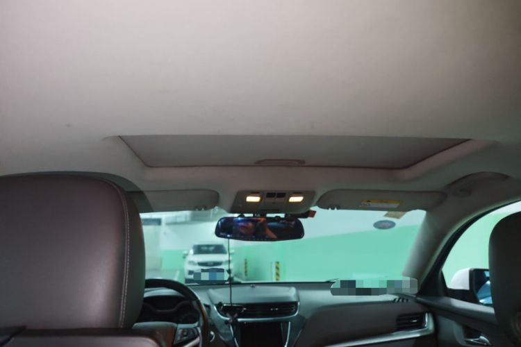 Used Chevrolet Malibu 2016 1.6T Automatic Luxury Edition Headliner