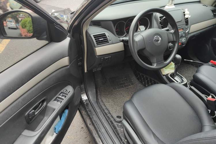 Used Nissan Sylphy 2018 Classic 1.6XE+ CVT Leading Edition Driver Seat