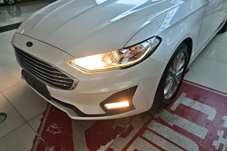 Used Ford Mondeo 2018 EcoBoost 180 Smart Control Fashion Model China V Standard
