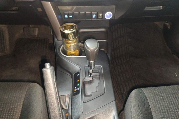 Used Toyota RAV4 2016 2.0L CVT Two-Wheel Drive Fashion Edition China V Standard