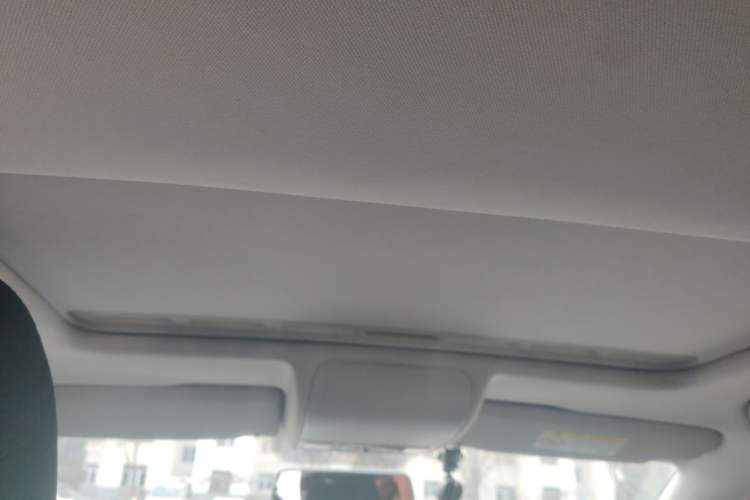 Used Volkswagen Polo 2016 1.6L Automatic Comfort Model