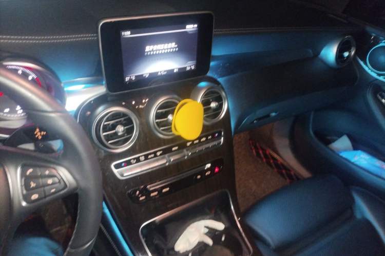 Used Mercedes-Benz GLC 2016 GLC 260 4MATIC Luxury Model