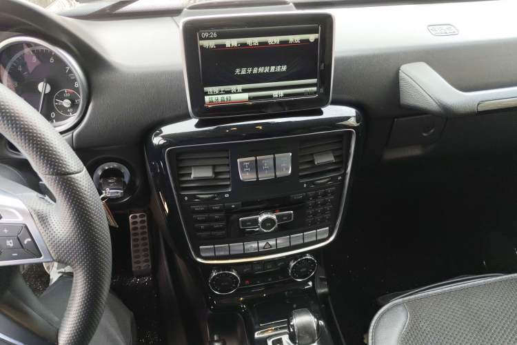 Used Mercedes-Benz G-Class 2013 G 500 Audio And AC Panel