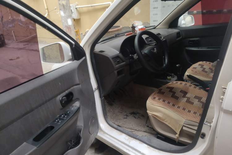 Used Wuling Hongguang 2014 1.5L S Standard Version
