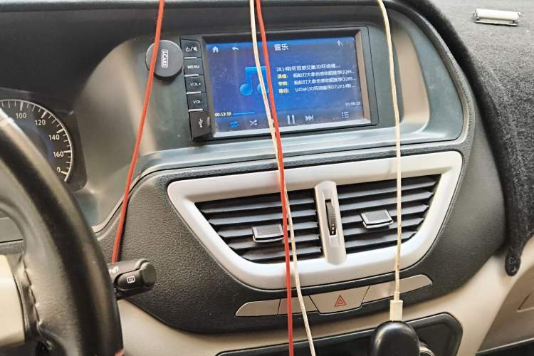 Used Dongfeng Shuaike 2016 Revised Version 1.6L Manual Luxury Edition