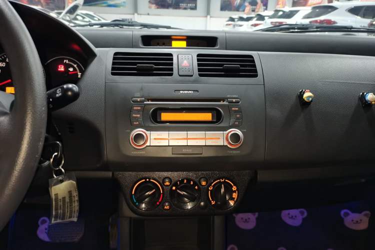 Used Suzuki Swift 2016 1.5L Automatic Fashionable Coolplay Edition