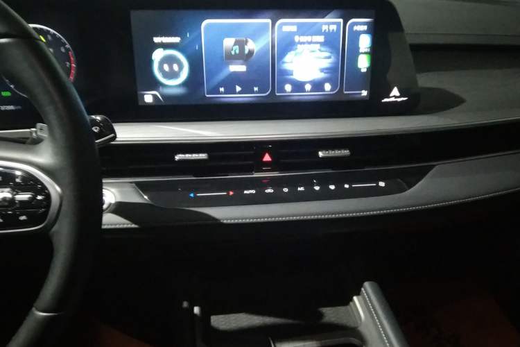 Used Chery Arrizo 8 2022 1.6T DCT Ya Audio And AC Panel