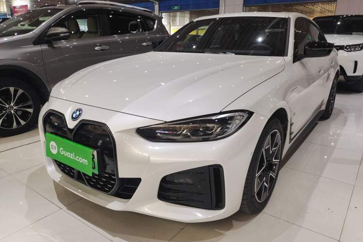 Used BMW i4 2022 eDrive40