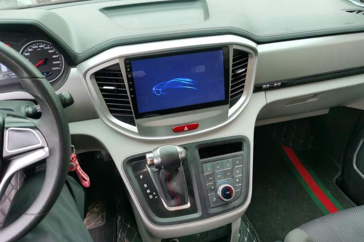 Used JAC Refine M4 2022 2.0 TGDI Automatic Business Edition
