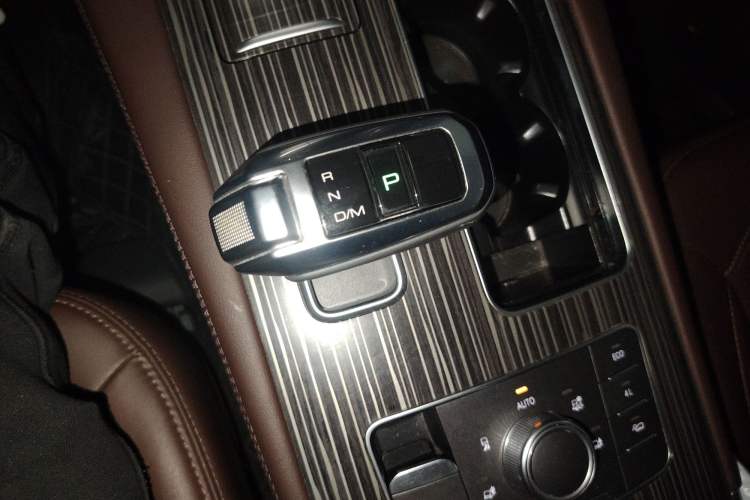 Used Haval H9 2020 2.0T Gasoline 4x4 Luxury 7-Seater