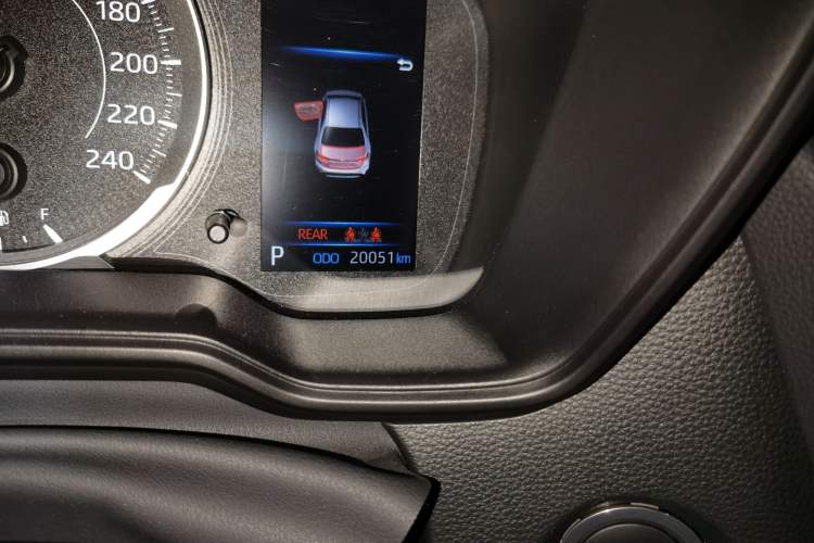 Used Toyota Levin 2022 185T CVT Luxury Edition Odometer Close Up