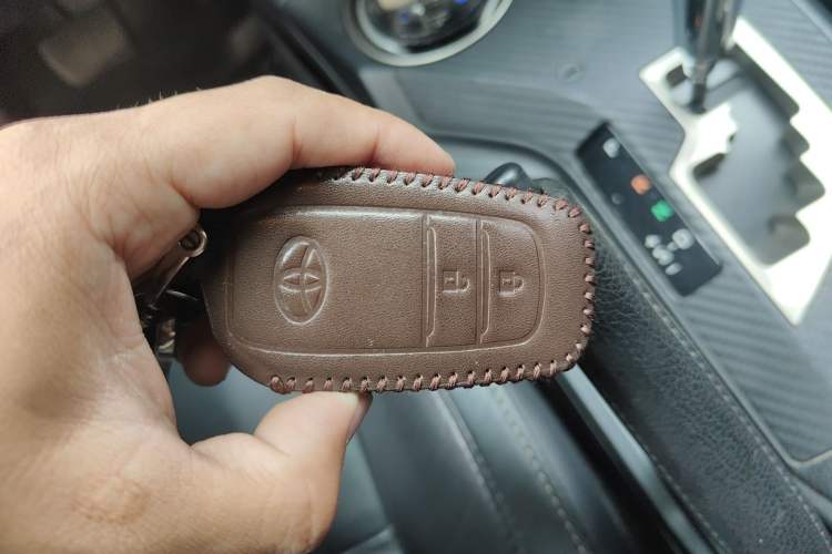 Used Toyota RAV4 2015 2.5L Automatic 4x4 Elite Edition