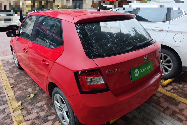 Used Skoda Fabia 2017 1.4L Automatic Car Enjoy Edition
