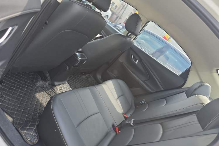 Used CHANGAN Alsvin 2019 1.5L DCT Comfort Model China VI Standard
