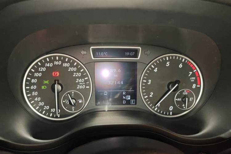 Used Mercedes-Benz B-Class 2012 B 200
