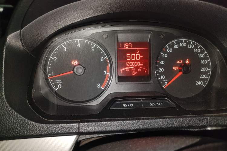 Used Volkswagen Jetta 2015 1.6L Manual Luxury Model