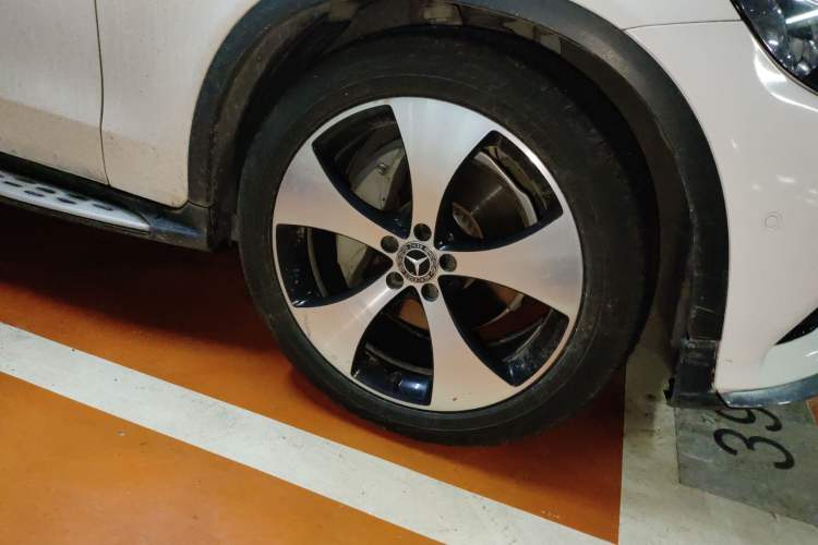 Used Mercedes-Benz GLC 2018 GLC 300 4MATIC Sport Edition