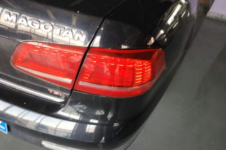 Used Volkswagen Magotan 2013 2.0 TSI Luxury Model