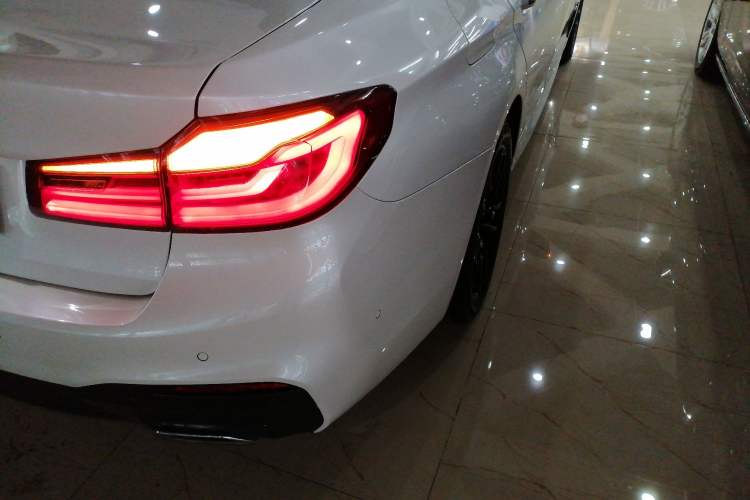 Used BMW 5 Series 2018 525Li M Sport Package
